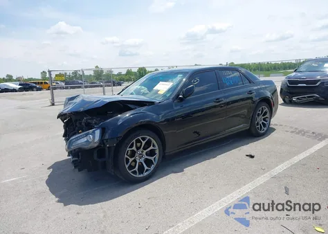 2016 Chrysler 300 S из США, поврежденный, VIN 2C3CCABG3GH219954